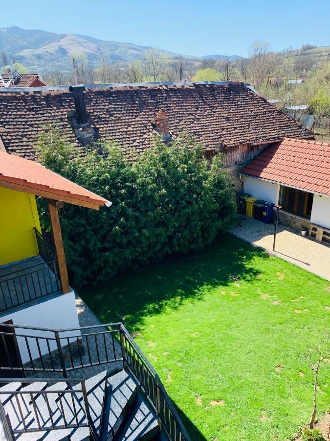 Casa "La Moara Din Gradina" Hotel Eftimie Murgu Exterior photo